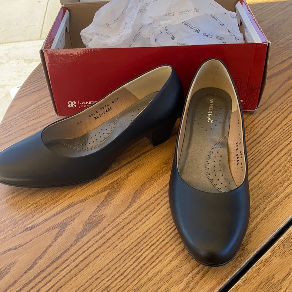 Women’s Shoes